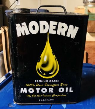 Vintage Rare 2 Gallon Modern Motor Oil Can Premium Grade Peninsula Oil SAE 20 3