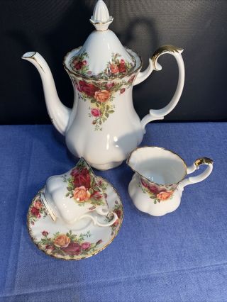 VINTAGE OLD COUNTRY ROSES ROYAL ALBERT COFFEE POT Cup Saucer Creamer 3