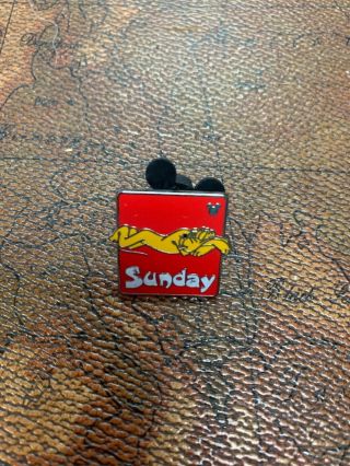 Disney Pin Hidden Mickey Pluto Days Of The Week - Sunday 7 Of 7 Trading Pin