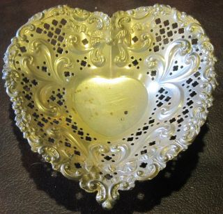 Vintage Gorham Sterling Silver 966 Heart Shaped Nut / Candy Dish 1933 - 1941