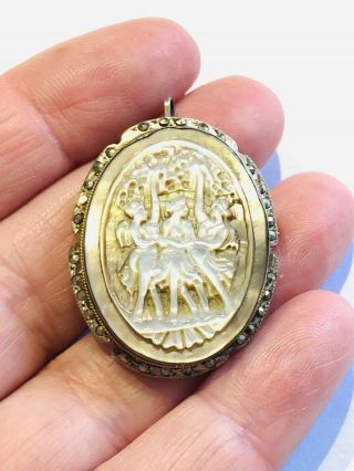 Vintage Sterling Silver Hand Carved Mother Of Pearl Three Graces Cameo Brooch