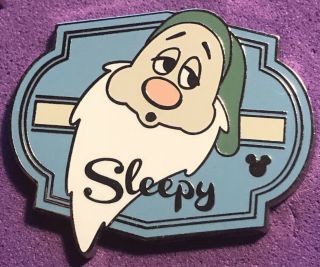 Disney Wdw 2018 Hidden Mickey Series Snow White & The 7 Dwarfs Sleepy Pin