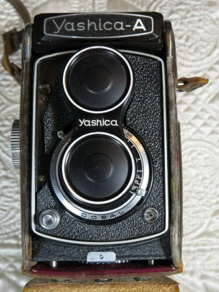 Vintage Yashica - A Tlr Medium Format Camera Japan