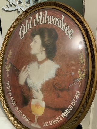 Old Milwaukee Schlitz Brwg Lady With Beer Decor