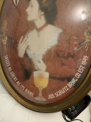 Old Milwaukee Schlitz Brwg Lady With Beer Decor 2