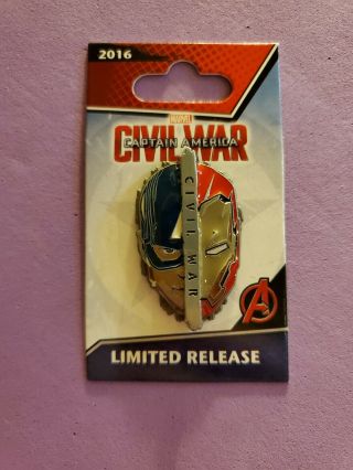 Disney Marvel Civil War Pin Iron Man - Captain America Limited Release Pin