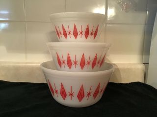 Vintage Federal Glass Red Atomic Diamond Starburst Mixing Bowls Set Of 3