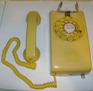 Vintage Bell System Western Electric Yellow Rotary Dial Wall Phone With Cord