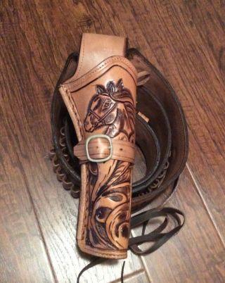 Vintage Unbranded Tooled Leather Western Gun Holster Ammo Belt