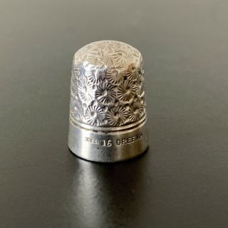 Vintage Sterling Silver Thimble & Case Dreema Henry Griffith & Sons Ltd 2