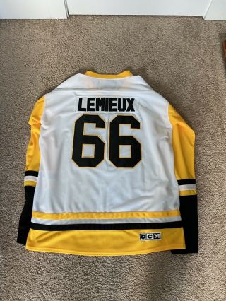 1984 - 85 Mario Lemieux Pittsburgh Penguins White CCM Vintage Jersey Size XL 2