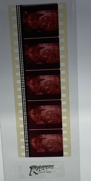 5 - Cell 35mm 1981 RAIDERS OF THE LOST ARK Indiana Jones & Marion Fighting 2