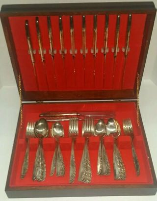 Wm A Rogers Aa Oneida Ltd Brittany Rose Silverplate 60 Pc Service For 10 - 1948