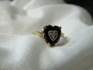 Vintage Heart Shaped Onyx & Gold Ring Size 8 3/4 Marked 10k W Diamond?