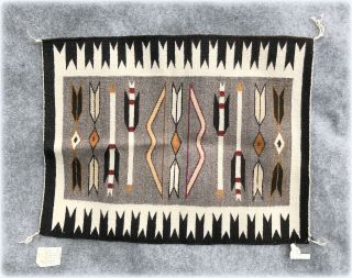 Vintage Mesa Verde Hand Loomed Textile Navajo Rug 32 - 1/2 " X 25 - 1/4 "