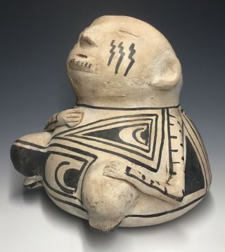 Pre - Columbian Casas Grande Human Effigy Black On White Terracotta Pottery Vessel