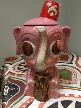 Munktiki Pink Elephant Tiki Mug 2016 Lidded W/ Fez " Never Forget To Get Drunk "