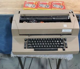 Vintage Ibm Selectric Ii Typewriter Correcting Great
