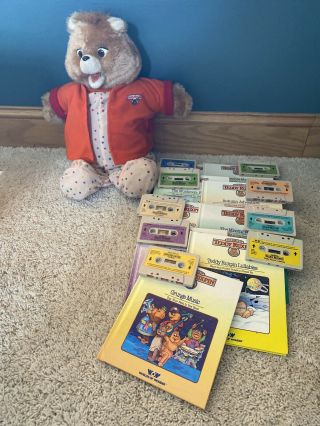Vintage Teddy Ruxpin 1985 With 9 Books & Tapes.  Mouth,  Eyes And Voice Work 2