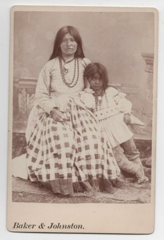 1886 Baker & Johnston Cabinet Photo Of Taz - Ayz - Slath & Child Wife Of Geronimo
