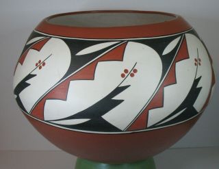 Huge Large 18 " X 12 " Navajo Mary Saxon Pot,  Native American Pottery,  Signed