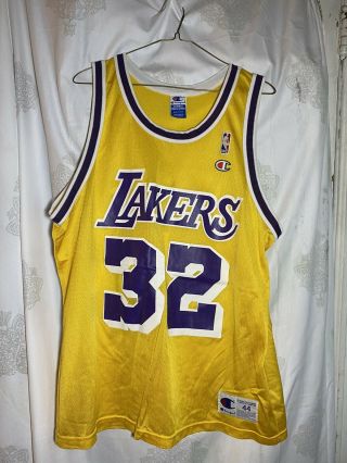 Vintage 90s Magic Johnson La Los Angeles Lakers No.  32 Size 44 Champion Jersey