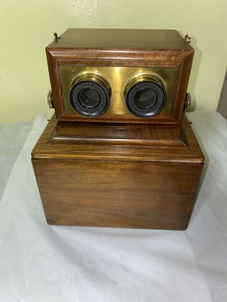 Smith,  Beck & Beck Achromatic Stereoscope With Walnut Storing Box,  1859