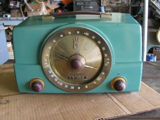 Vintage 1955 Zenith Tube Radio T825 Green Bakelite Am Fm Table Top Mid Century