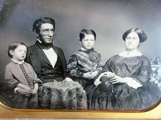 Family 1/2 Plate Daguerreotype Photo By Fontayne & Porters Of Cincinnati Ohio