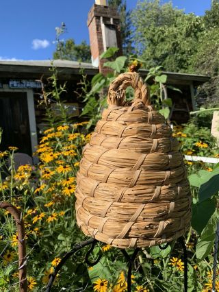 Vintage Handmade Straw Bee Skep Honey Comb Woven Basket 10” Fall Decor