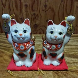 Japanese Tradition Beckoning Cat Maneki Neko Kutani Ware Twin Cat Rare R