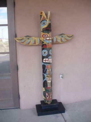 C.  1900 Totem Pole Williams Family Ye Old Curiosity Shop Seattle Wa Over 6’ Tall