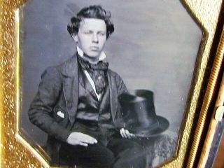 Young Gentleman Holding Large Top Hat Daguerreotype Photo In Thermoplastic Case