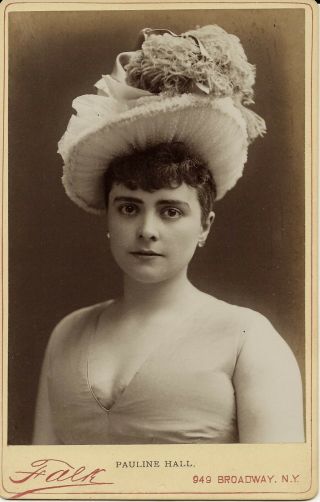 Pauline Hall (1860 - 1919) : Musical Theatre Star (cabinet Card)