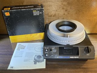 Vintage Kodak Slide Projector Carousel 4400 W Transvue 140 Slide Tray No Remote