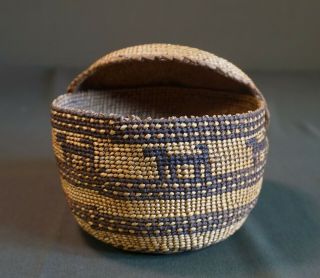 Very Fine Early 1900 Native American Northwest Skokomish Lidded Pictorial Basket 3