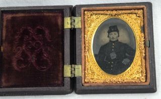Thermoplastic - 1/9 Plate Geometric Case - Tintype - Civil War Soldier - (3 - 342)