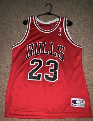 Vintage Champion Michael Jordan Chicago Bulls Jersey Sz 44 Red