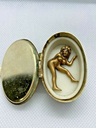 Vintage Snuff Little Granet Decor Silver Box With Bronze Sexy Lady Rare