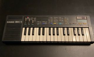 Vintage Casio Sk - 1 Portable 32 - Key Recording Sampling Keyboard