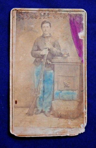Civil War Cdv,  Soldier W/ Gear & Musket,  Knapsack Painted 1st N.  Y.  Eng.  Vols.