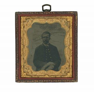 1/6 Plate Civil War Tintype Of Union Infantryman In Hanging Case