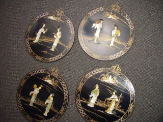 CHINESE ROUND PLAQUES 4 MOTHER OF PEARL LACQUERED 2