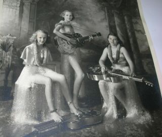 Vintage Photograph Teenage Hula Girls Playing Steel Guitars - Amputee No Arms 3