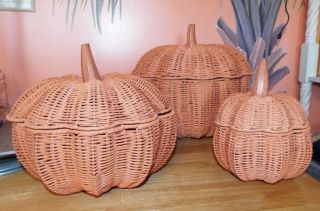 3 Vintage Pumpkin Shaped Wicker Baskets With Lids,  Wood Stems,  Metal Enforced