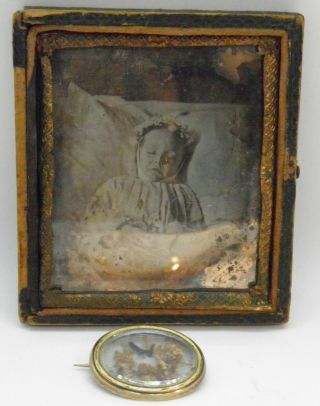 1850 Post Mortem Daguerreotype Child Holding Flowers & 14k Gold Mourning Pin 7gr