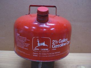 Vintage John Deere Tractor Chainsaw Metal Steel Gas Can Fuel Can 2 - 1/2 Gallon