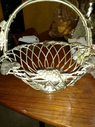 Godinger Silver Plated Basket With Handle Grape Vine Wire Motif Eleven Across