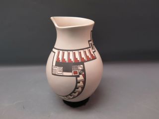 Mata Ortiz Mexican Pottery Vase Signed Lydia Quezada
