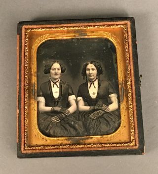 1/6 Plate Daguerreotype Of Two Women In Identical Outfits,  Some Issues